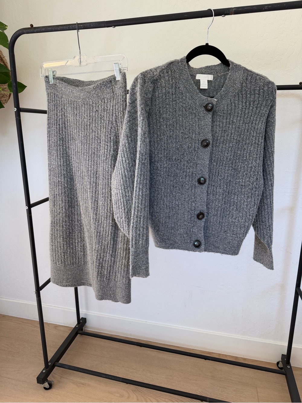 H&M Gray Ribbed Knit Midi Skirt Sweater Set